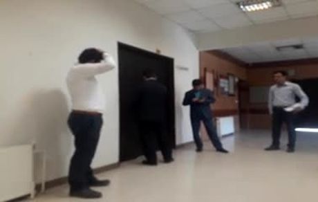 وقتی در شهرداری به روی شهردار قفل می‌شود!